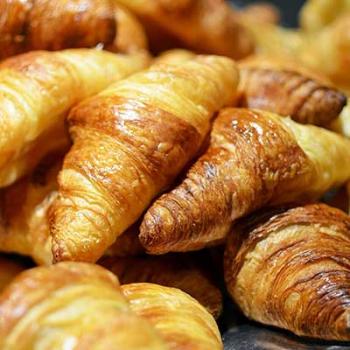 Comment déterminer la température de l'eau pour la préparation de la pâte levée feuilletée (PLF)
